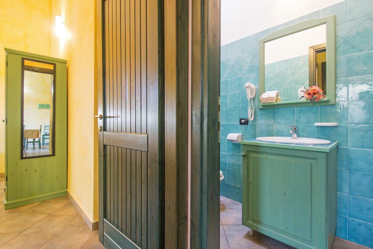 Appartamento Gli Ontani Cala Liberotto Exterior foto